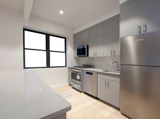 241 E 18th St #3, New York, NY 10003