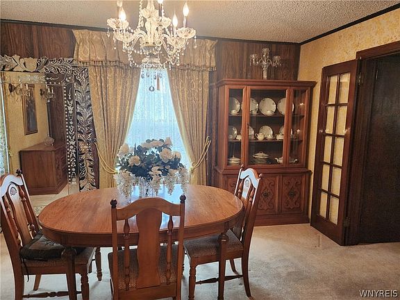 4th image of 5009 Lake Shore Rd