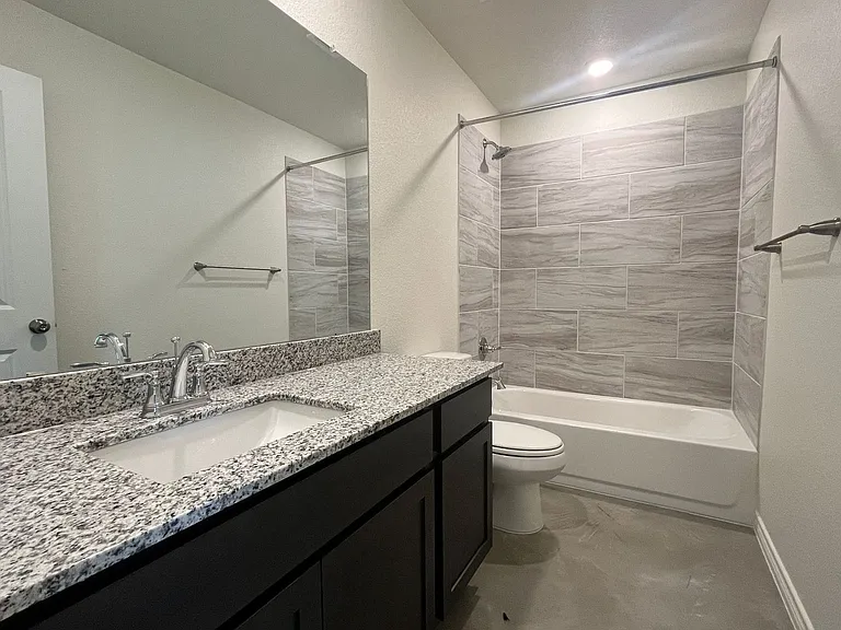 1269 Lehmann Dr #A/B — Photo 16