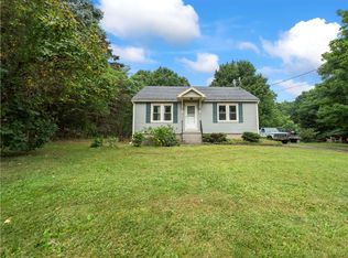 46 S Wayne St, Phelps, NY 14532