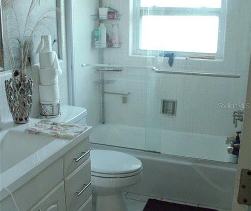 3rd image of 523 Gershwin Dr