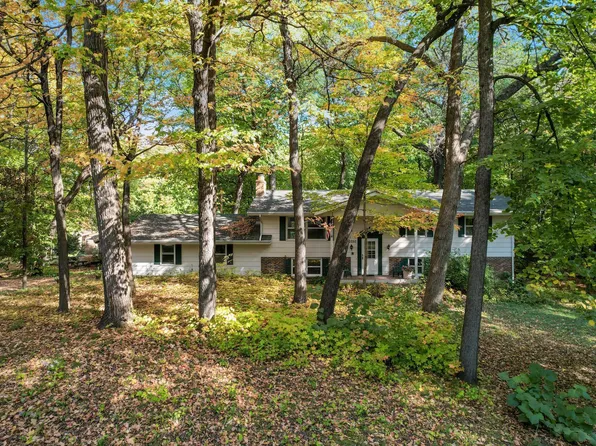 20750 Garden Rd, Shorewood, MN 55331