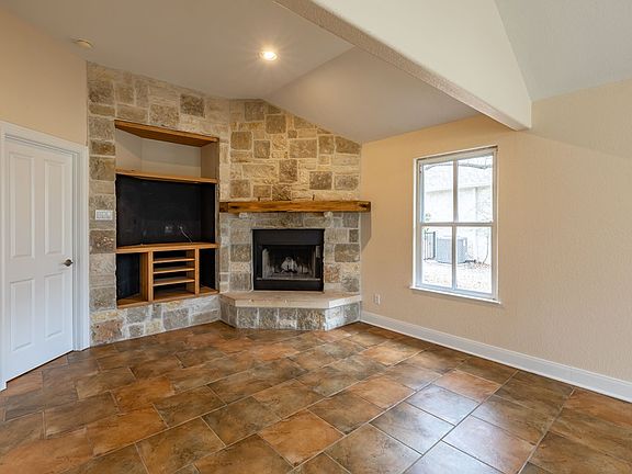 3rd image of 2825 Rock Barn Dr