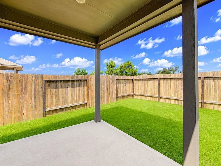 14469 Sugar Pines Dr — Photo 33
