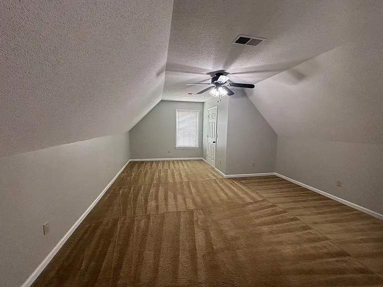 3015 Milkyway Dr — Photo 29