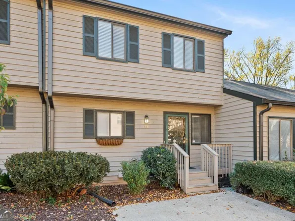 518 Gardenia Ln, Marietta, GA 30068