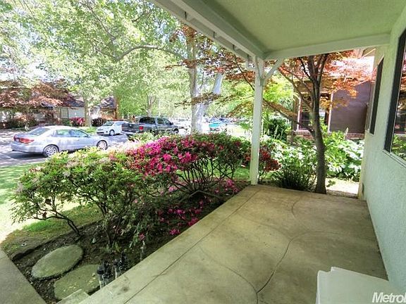 2nd image of 3958 Bartley Dr