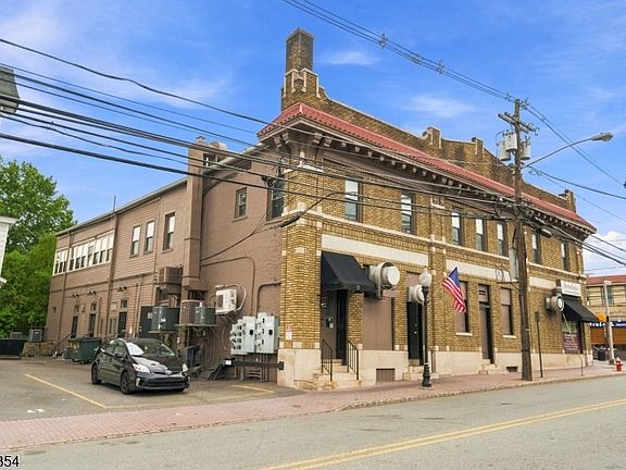 5th image of 228 Main Street #0