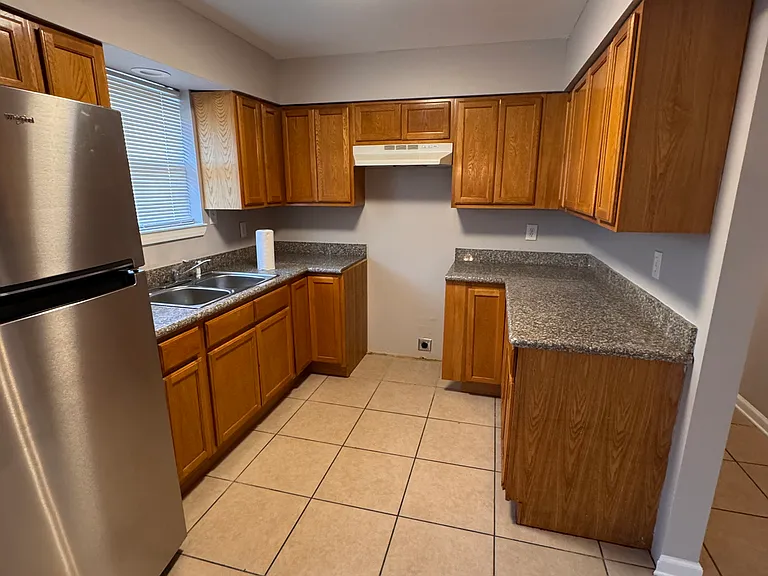 3221 Golden Dr #D — Photo 7
