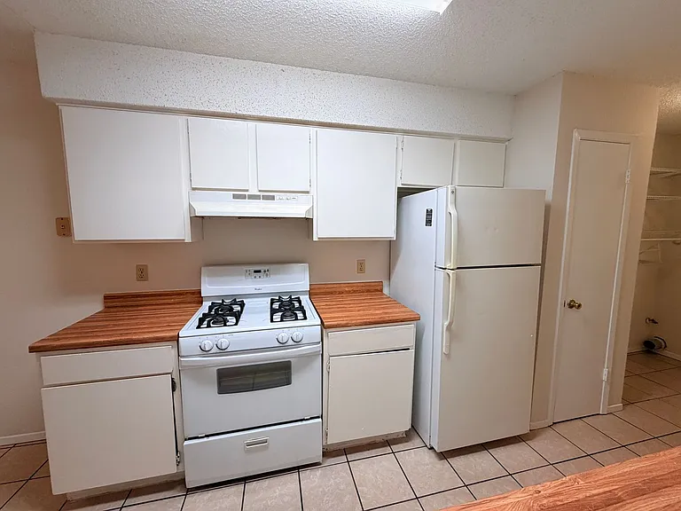 2303 Whitlow Cv — Photo 12