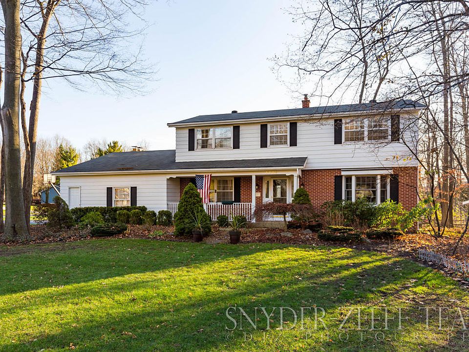 1st image of 2254 Highlander Dr SE