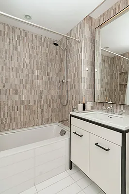 Rented by SERHANT. | media 22