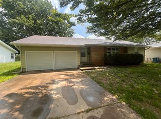2250 S Maryland Ave, Springfield, MO 65807