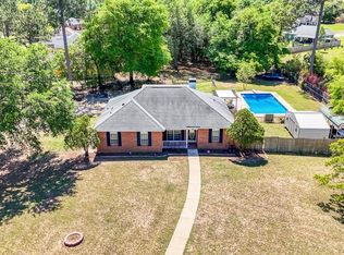 128 Pine Lakes Dr, Leesburg, GA 31763