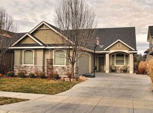 964 E Thunderbird Ct, Eagle, ID 83616