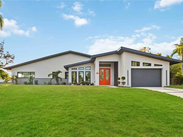 3636 Mineola Dr, Sarasota, FL 34239