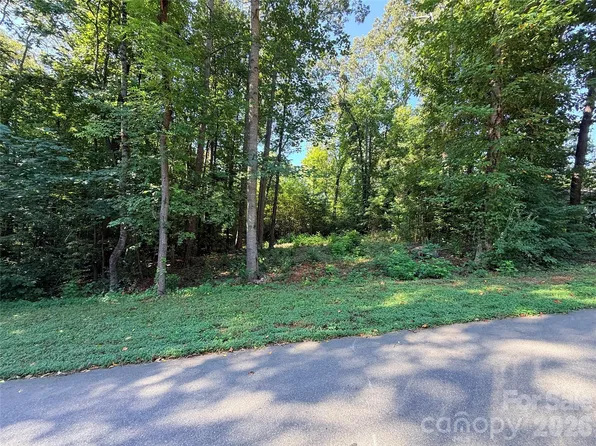8079 Altacrest Dr, Concord, NC 28027