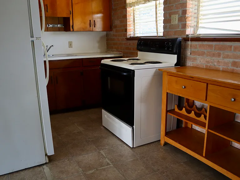 200 W 4th St #112 — Photo 13