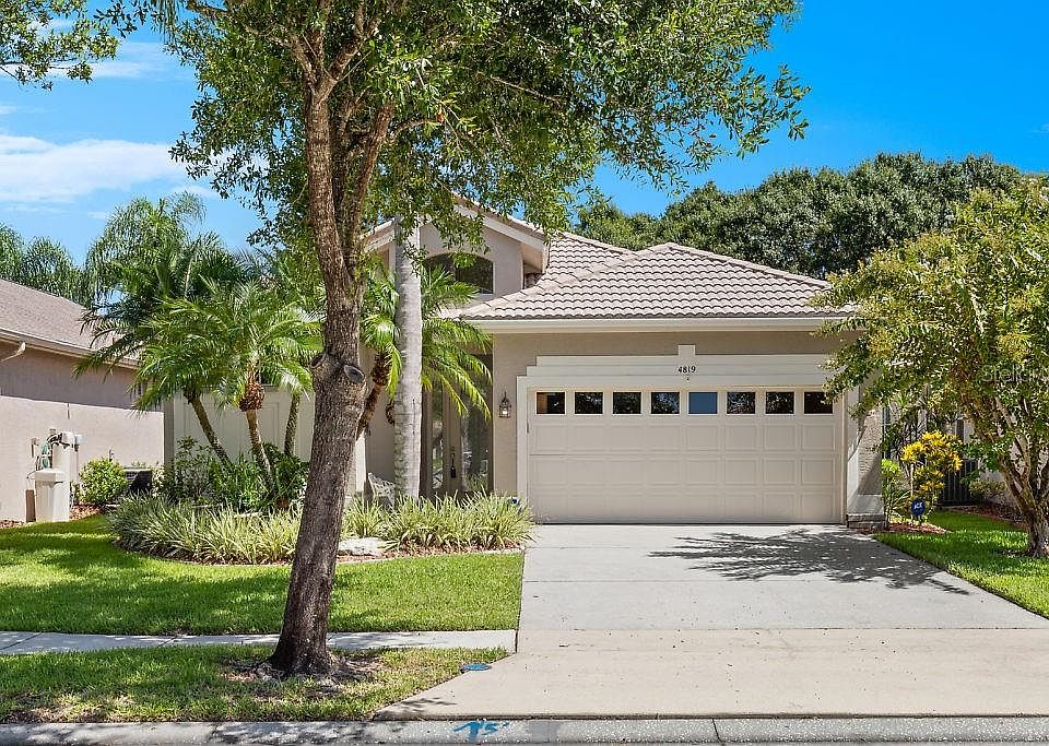 1st image of 4819 Pebble Brook Dr