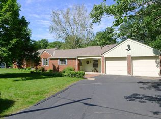 5700 NE Doniphan Ln, Kansas City, MO 64118