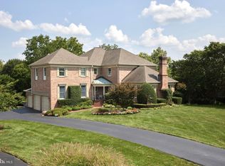 9913 Kendale Rd, Rockville, MD 20854