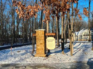 1945 Windmill Ridge Run, Fort Wayne, IN 46825