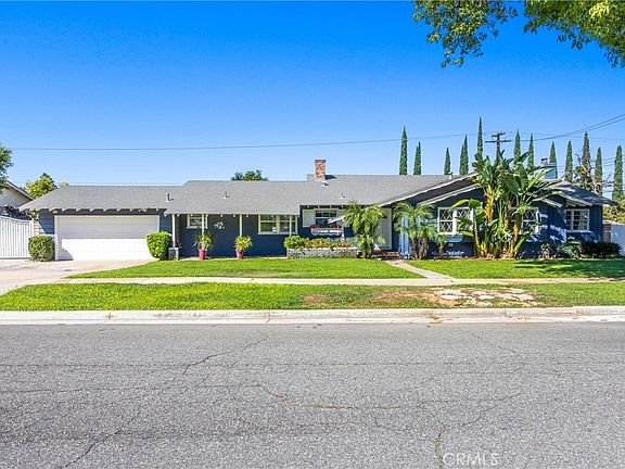 2nd image of 5479 Chatham Dr
