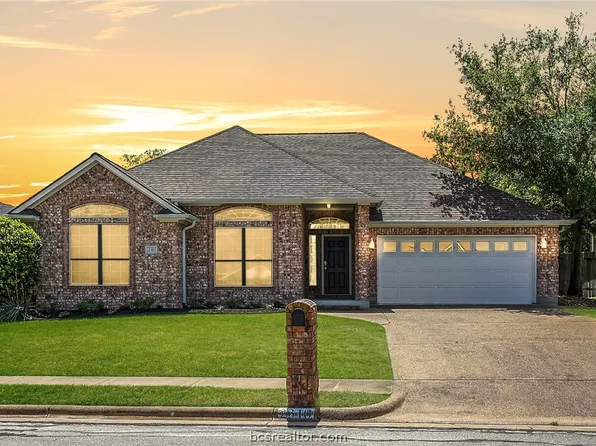 2310 E Mercers Lndg, Bryan, TX 77808