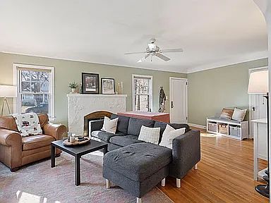 3rd image of 4321 Beard Ave S #1
