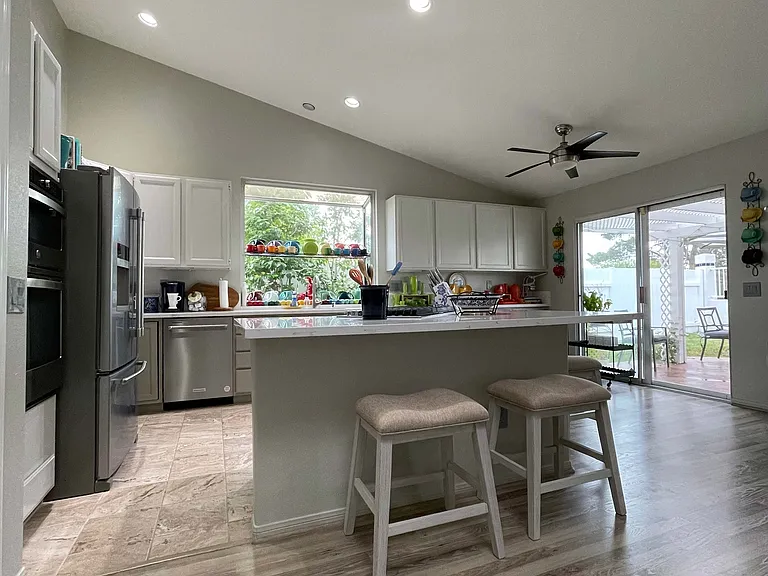 1148 Masterpiece Dr — Photo 12