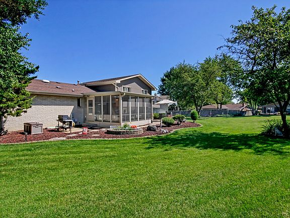 2nd image of 14623 S Palomino Ct