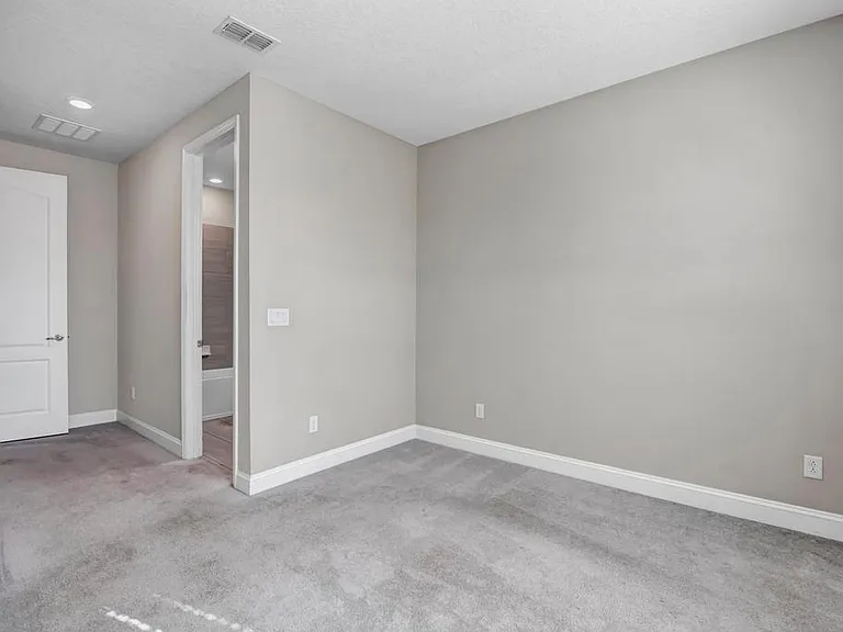 275 Renwick Pkwy — Photo 46