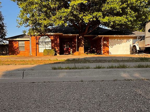 2nd image of 324-324 Wilmington Cir S