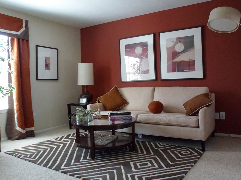 1st image of 2165 Pinehurst Ln APT 1074