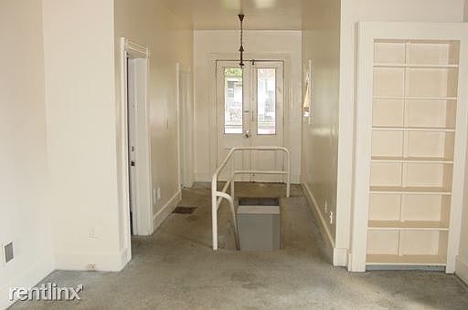 934-1-livingroom