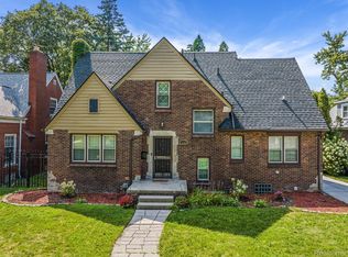 15343 Warwick St, Detroit, MI 48223