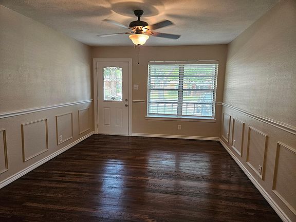 2nd image of 421 Royal Crest Dr