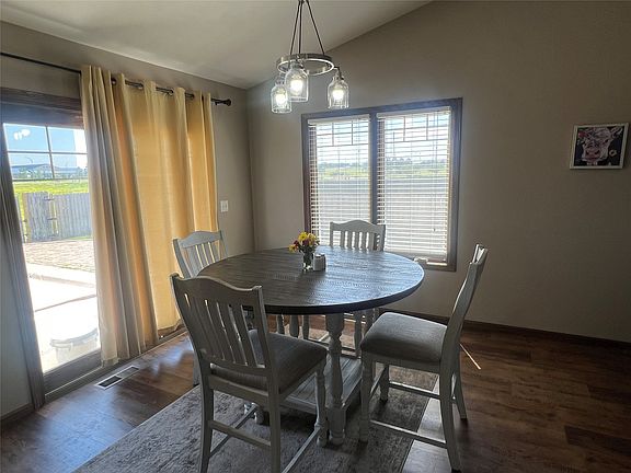 5th image of 515 Breckenridge Rd