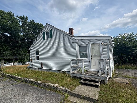 2nd image of 386 Bayonet Street