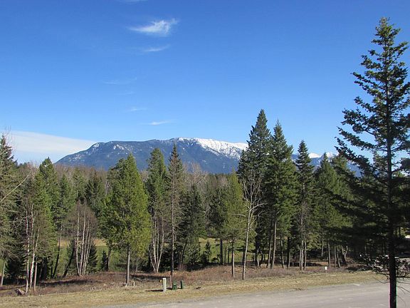 3rd image of 248 Gleneagles Trl