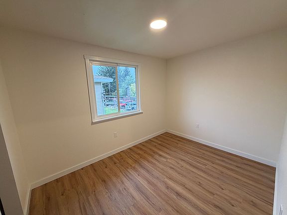 5th image of 2933 E Decatur Ave #2937