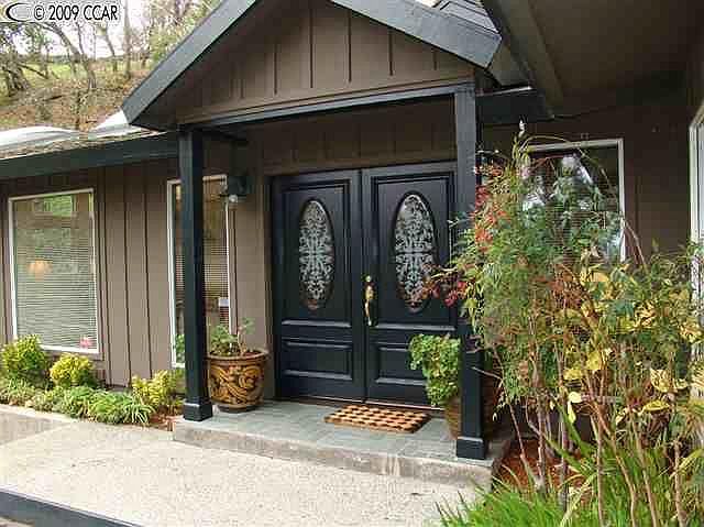 2nd image of 20 Normandy Ln