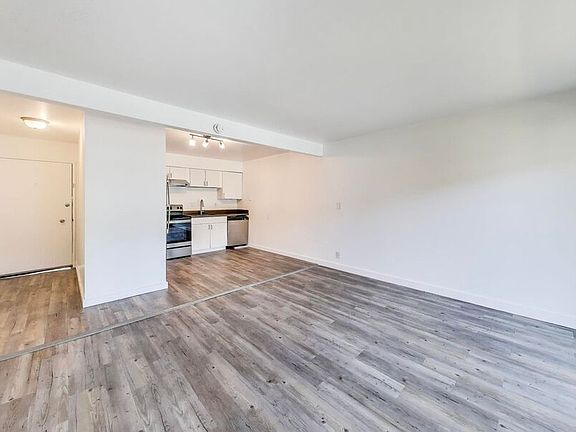 5th image of 35750 Bettencourt St #49