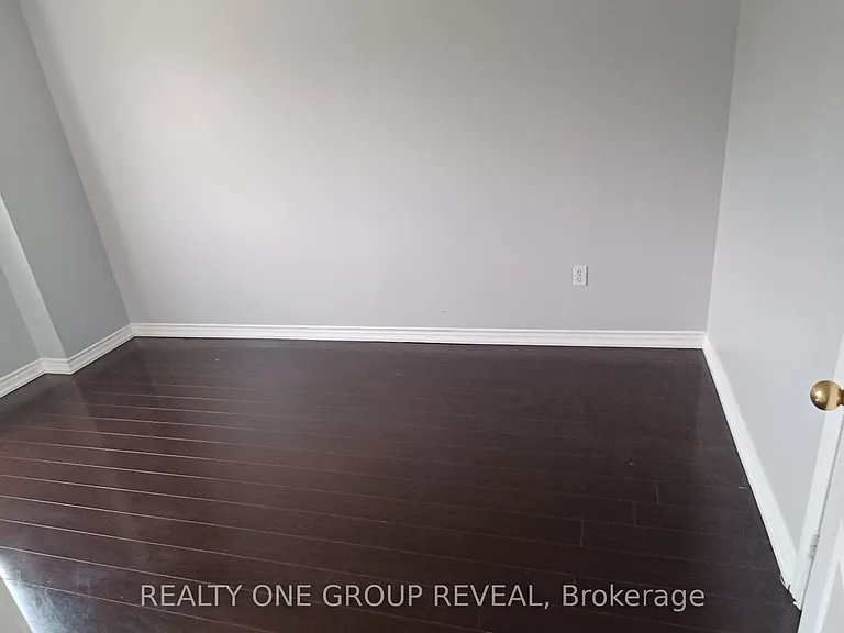 107 Dooley Cres — Photo 8