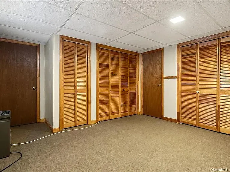 9 Persimmon Ln — Photo 28