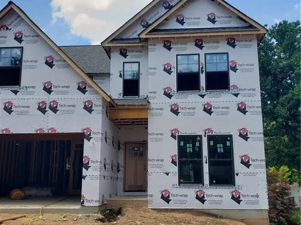 2425 Elmwood Cir, Atlanta, GA 30339