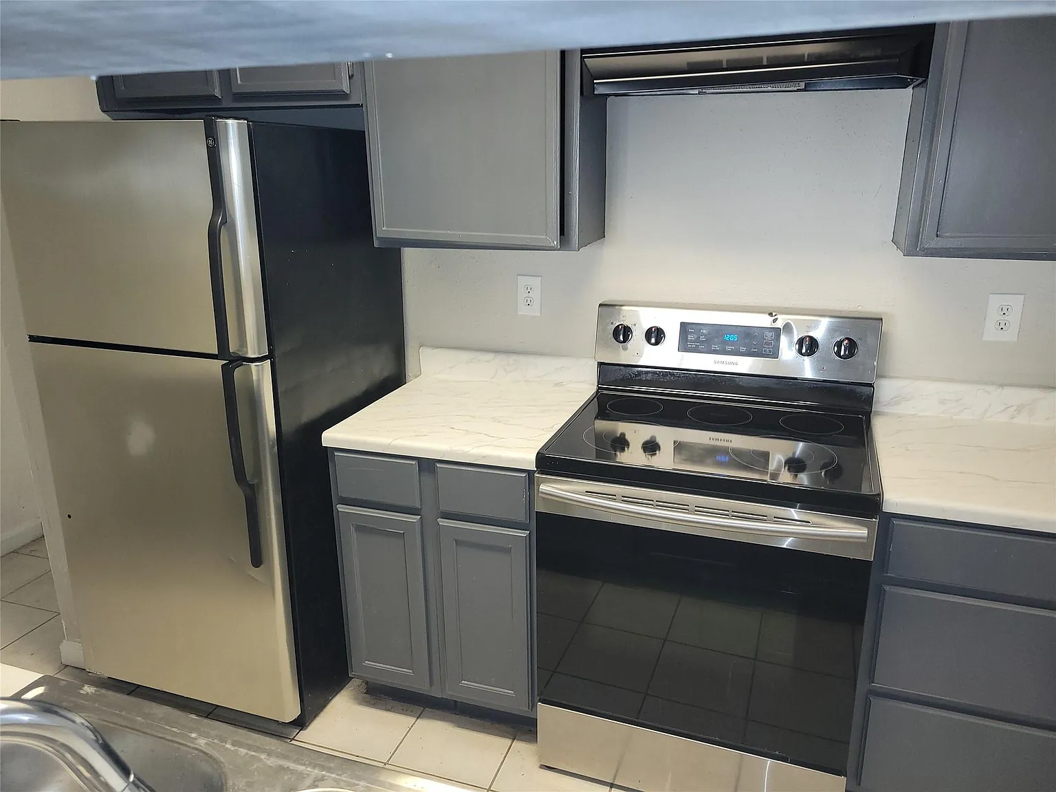3 bed, 2.0 bath, 1046 sqft, $1,500 — Photo 4