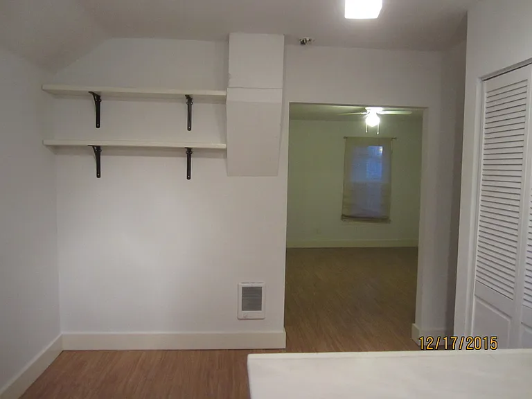 5889va — Photo 12