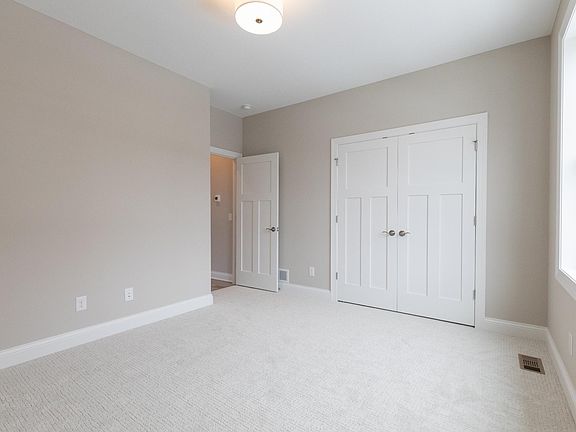 4th image of 14296 Garden Way N