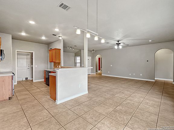 5th image of 7146 Coral Springs